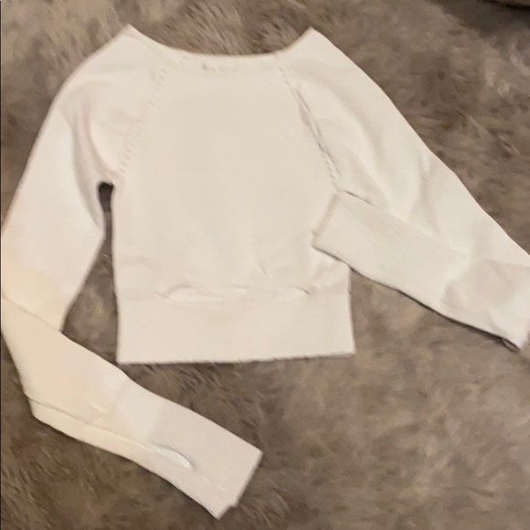 COPY - 🔥Free people Cut it out long sleeve yoga top - Picture 9 of 16